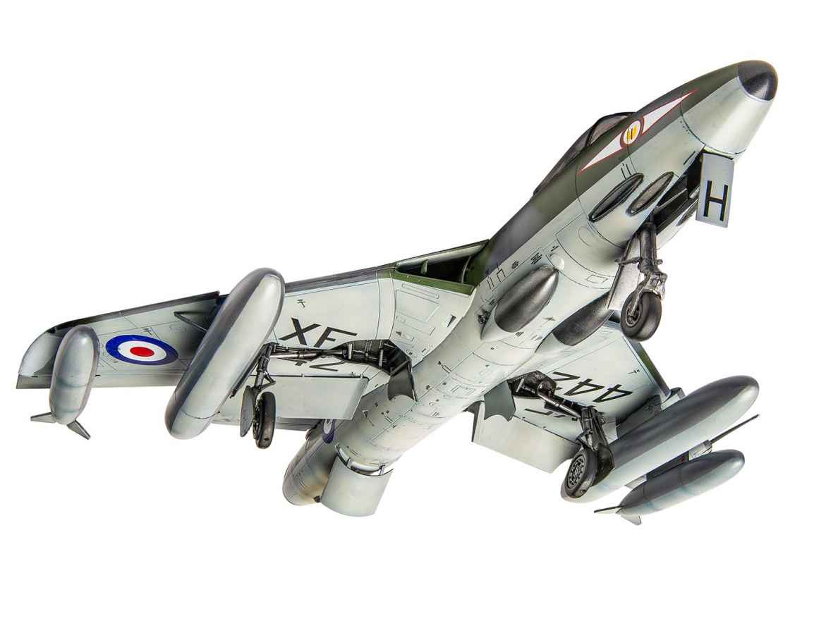 Airfix - Hawker Hunter FGA.9/FR.10/GA.11, 1/48, A09192 3 Airfix - Hawker Hunter FGA.9/FR.10/GA.11, 1/48, A09192 3