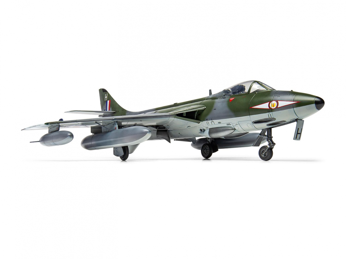 Airfix - Hawker Hunter FGA.9/FR.10/GA.11, 1/48, A09192 1 Airfix - Hawker Hunter FGA.9/FR.10/GA.11, 1/48, A09192 1