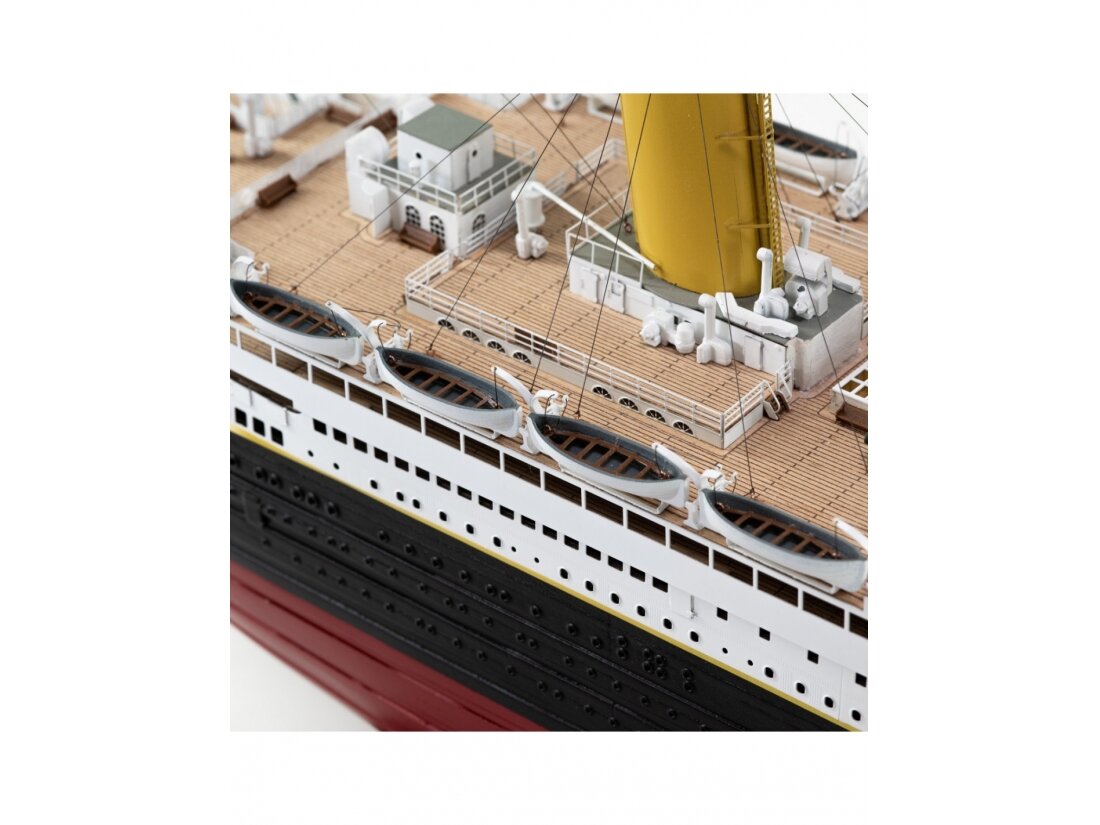 Amati - Titanic, 1/250, B1606 6 Amati - Titanic, 1/250, B1606 6