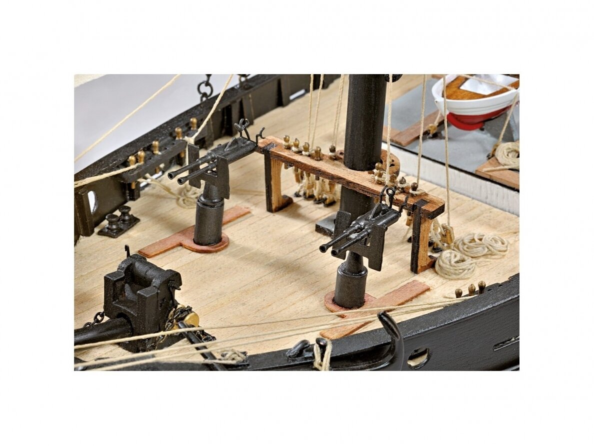 Amati - Hunter Q-Ship, 1/60, B1450 5 Amati - Hunter Q-Ship, 1/60, B1450 5