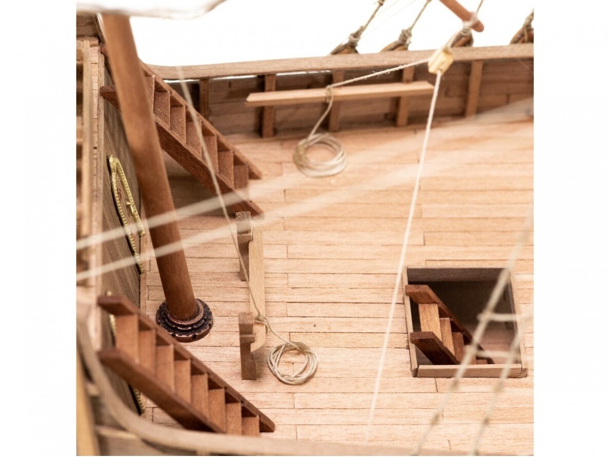 Amati - Santa Maria Caravel, 1/65, B1409 7 Amati - Santa Maria Caravel, 1/65, B1409 7