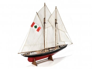 Amati - Bluenose, 1/100, B1447 2 Amati - Bluenose, 1/100, B1447 2