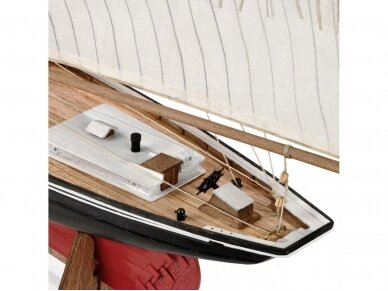 Amati - Bluenose, 1/100, B1447 8 Amati - Bluenose, 1/100, B1447 8