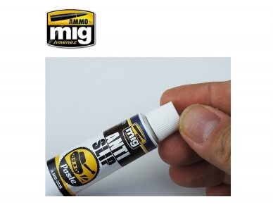 AMMO MIG - ANTI-SLIP PASTE - BROWN COLOR FOR 1/35 (Antislip rudos spalvos (akrilo pasta)), 20ml, 2035 1