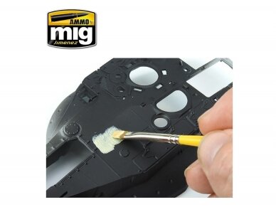 AMMO MIG - ANTI-SLIP PASTE - SAND COLOR FOR 1/35, 20ml, 2033 2 AMMO MIG - ANTI-SLIP PASTE - SAND COLOR FOR 1/35, 20ml, 2033 2