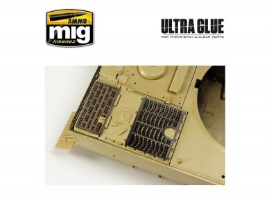 AMMO MIG - ULTRA GLUE - FOR ETCH, CLEAR PARTS & MORE 40ml, 2031 2