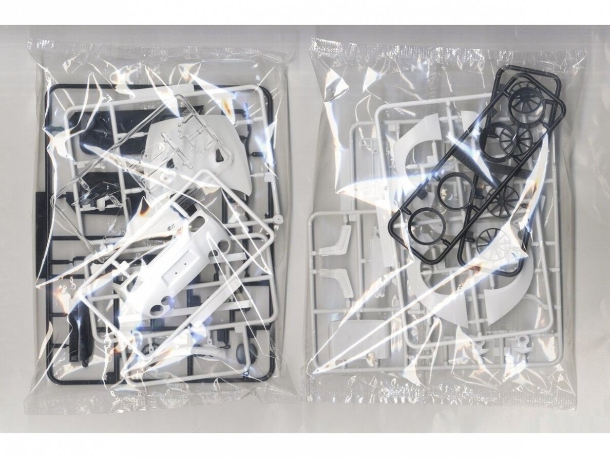 Aoshima - Nissan LB Works R35 GT-R Ver.2, 1/24, 05403 6 Aoshima - Nissan LB Works R35 GT-R Ver.2, 1/24, 05403 6