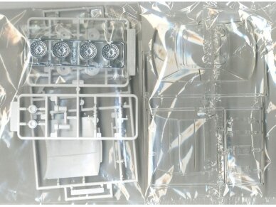 Aoshima - Nissan DR30 Skyline HT2000 Turbo Intercooler RS-X '84, 1/24, 05878 3
