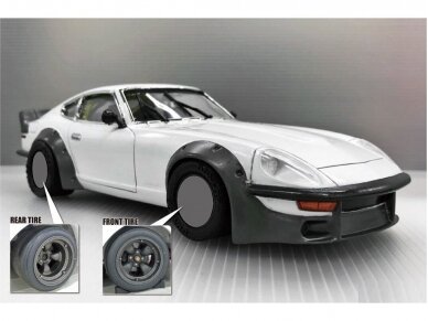 Aoshima - Nissan S30 Fairlady Z Aero Custom ver.2 '75, 1/24, 06101 3 Aoshima - Nissan S30 Fairlady Z Aero Custom ver.2 '75, 1/24, 06101 3