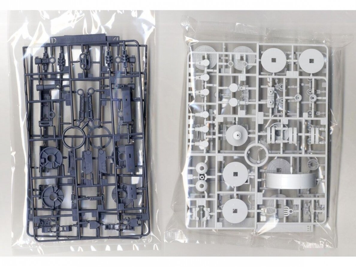 Bandai - MG MS-06R Zaku II High Mobility Type "Psycho Zaku" Ver.Ka (Gundam Thunderbolt), 1/100, 63050 16 Bandai - MG MS-06R Zaku II High Mobility Type "Psycho Zaku" Ver.Ka (Gundam Thunderbolt), 1/100, 63050 16