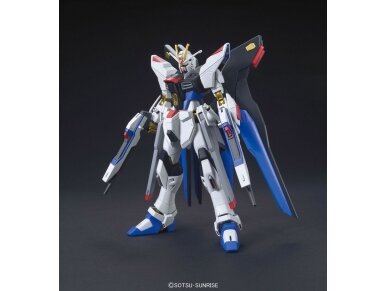 Bandai - HGCE Strike Freedom Gundam, 1/144, 55610 1