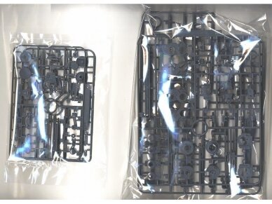 Bandai - MG GNT-0000 00 QAN[T], 1/100, 61587 8