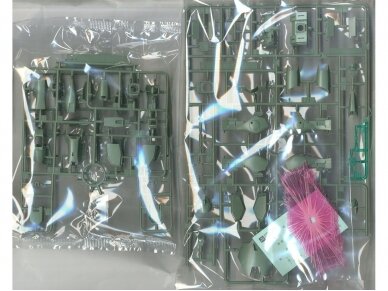 Bandai - RE/100 V Gundam LM111E02 Gun EZ League Militaire Mass Production Type Mobile suit, 1/100, 55587 8