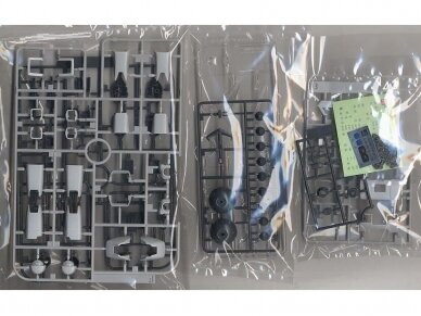 Bandai - MG RX-78-3 Gundam Ver.2.0, 1/100, 63525 8 Bandai - MG RX-78-3 Gundam Ver.2.0, 1/100, 63525 8