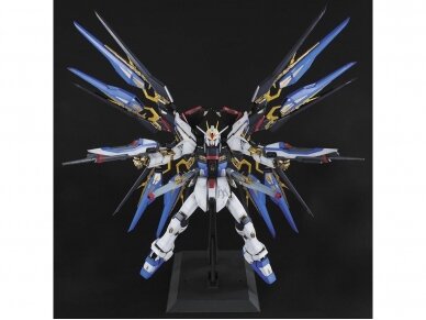 Bandai - PG ZGMF-X20A Strike Freedom Gundam, 1/60, 63056 3