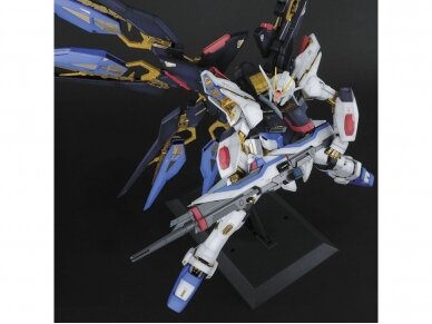 Bandai - PG ZGMF-X20A Strike Freedom Gundam, 1/60, 63056 4 Bandai - PG ZGMF-X20A Strike Freedom Gundam, 1/60, 63056 4