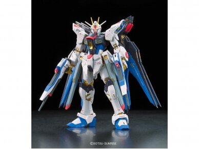 Bandai - RG ZGMF-X20A Strike Freedom Gundam, 1/144, 61617 2