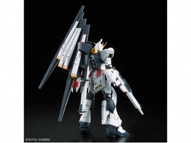 Bandai - RG RX-93 v Gundam, 1/144, 57842 1