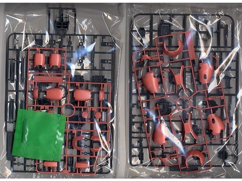 Bandai - MG MS-06S Char`s Zaku II Ver.2.0, 1/100, 61581 5 Bandai - MG MS-06S Char`s Zaku II Ver.2.0, 1/100, 61581 5