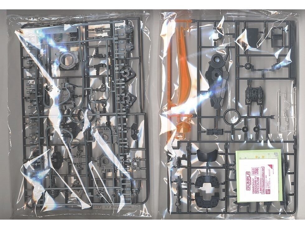 Bandai - MG MS-07B Gouf Ver.2.0, 1/100, 61585 9 Bandai - MG MS-07B Gouf Ver.2.0, 1/100, 61585 9