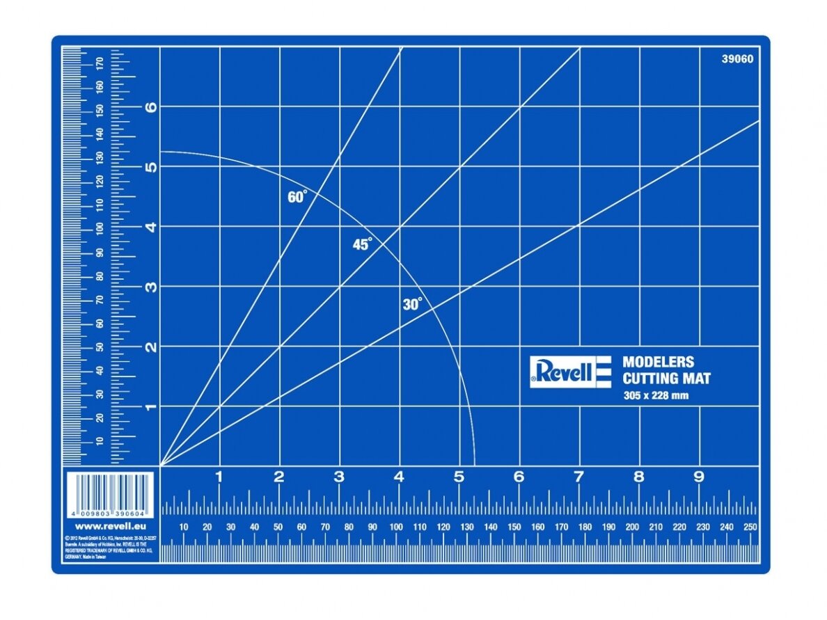 Revell - Cutting Mat A4, 39056 Revell - Cutting Mat A4, 39056