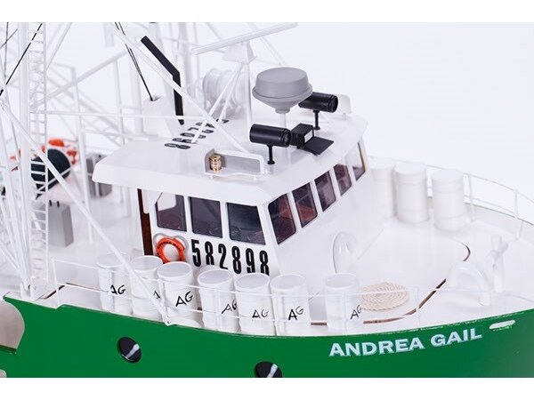 Billing Boats - Andrea Gial RC - Wooden hull, 1/30, BB526 1 Billing Boats - Andrea Gial RC - Wooden hull, 1/30, BB526 1