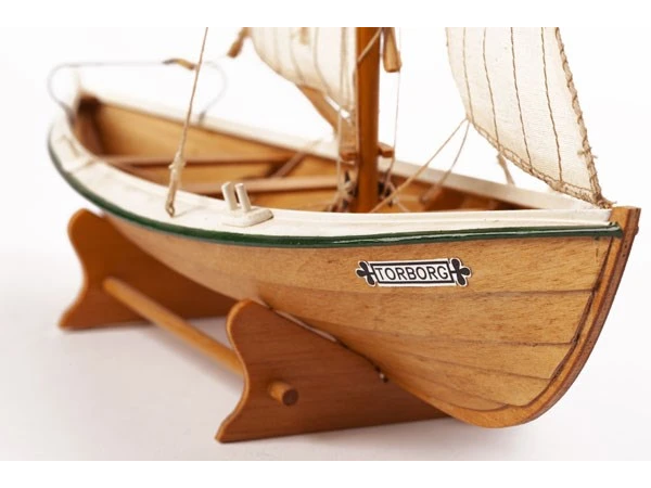 Billing Boats - Torborg - Wooden hull, 1/20, BB910 3