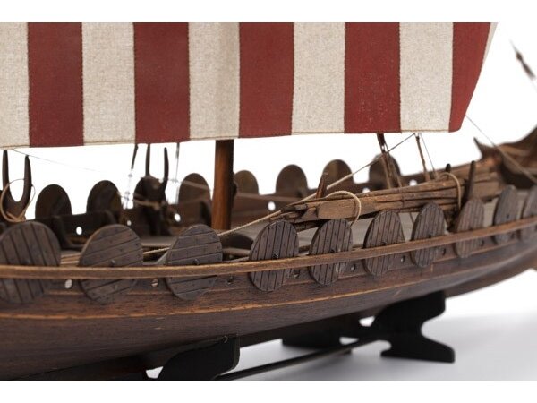 Billing Boats - Oseberg Special - Wooden hull, 1/25, BB720 1 Billing Boats - Oseberg Special - Wooden hull, 1/25, BB720 1