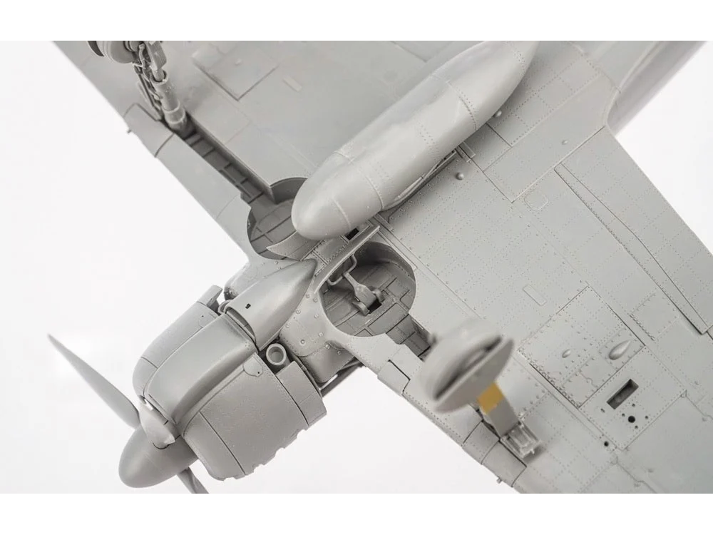Border Model - Akagi Bridge w/ Flight Deck A6M2 Zero Fighter w/ Interior of the Engine and Weapons, 1/35, BSF-002 5 Border Model - Akagi Bridge w/ Flight Deck A6M2 Zero Fighter w/ Interior of the Engine and Weapons, 1/35, BSF-002 5