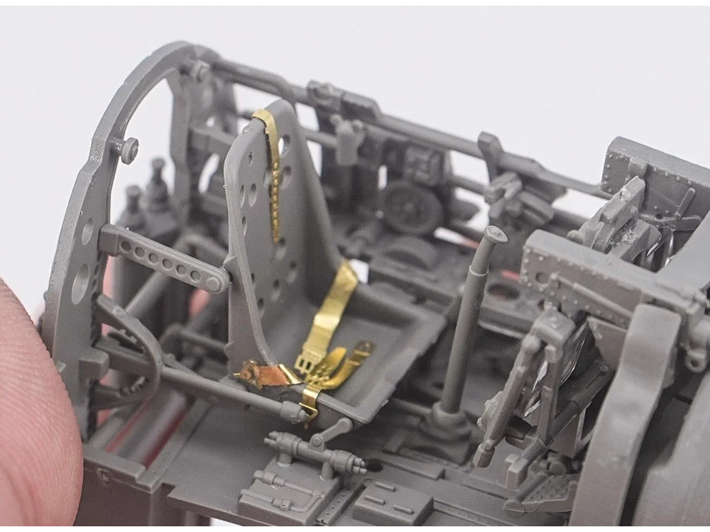 Border Model - Akagi Bridge w/ Flight Deck A6M2 Zero Fighter w/ Interior of the Engine and Weapons, 1/35, BSF-002 6 Border Model - Akagi Bridge w/ Flight Deck A6M2 Zero Fighter w/ Interior of the Engine and Weapons, 1/35, BSF-002 6