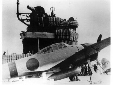 Border Model - Akagi Bridge w/ Flight Deck A6M2 Zero Fighter w/ Interior of the Engine and Weapons, 1/35, BSF-002 2