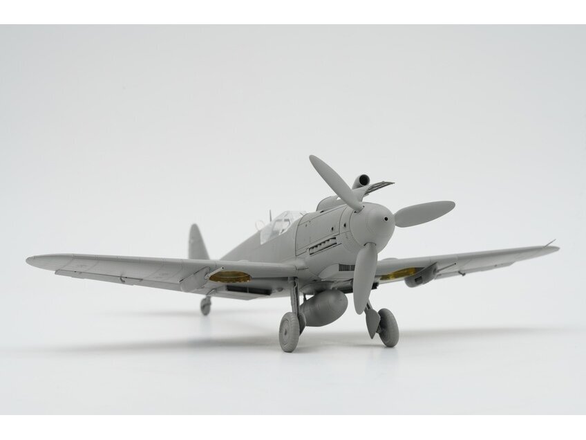 Border Model - Messerschmitt Bf109 G-10, 1/35, BF-013 8
