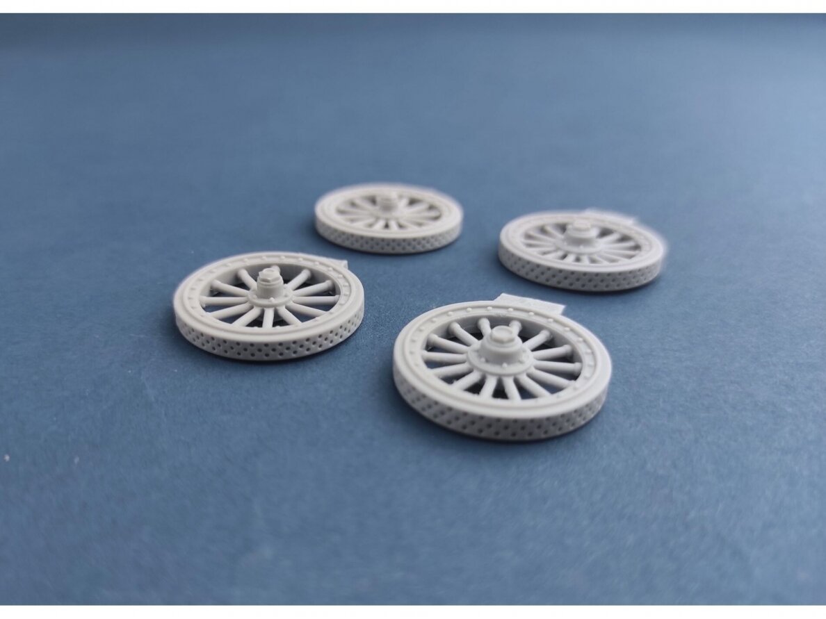 CSM - Canadian Armoured MG Carrier resin wheels (колеса из смолы), 1/35, A35-008