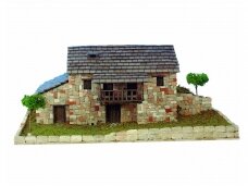 CUIT - Surenkamas Keraminio pastato modelis - León'o kaimo namas, 1/60, 3.606