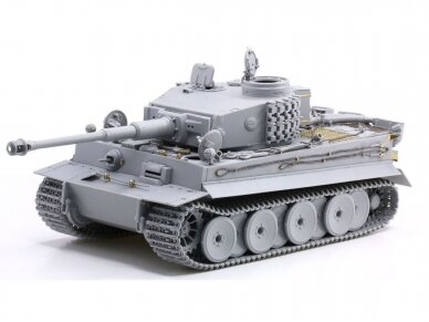 Dragon - Pz.Kpfw. VI Ausf. E Sd.Kfz. 181 Tiger I Early Production, Wittmann's Command Tiger w/Magic Track, 1/35, 6730 1