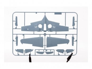 Eduard - Curtiss P-40E Warhawk Weekend edition, 1/48, 84207 3 Eduard - Curtiss P-40E Warhawk Weekend edition, 1/48, 84207 3