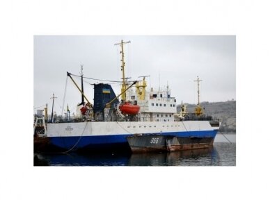 Dom Bumagi - Zvejas un pārstrādes kuģis "Moryana", 1/200, 05-2010 4