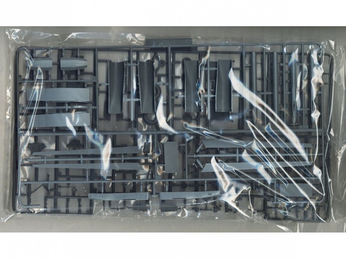 Great Wall Hobby - Su-27 Flanker B, 1/48, L4824 4 Great Wall Hobby - Su-27 Flanker B, 1/48, L4824 4