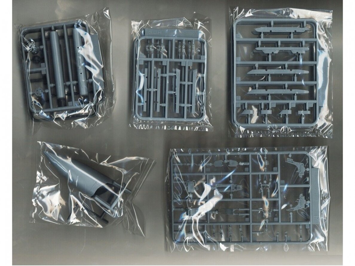 Great Wall Hobby - Su-27 Flanker B, 1/48, L4824 5 Great Wall Hobby - Su-27 Flanker B, 1/48, L4824 5