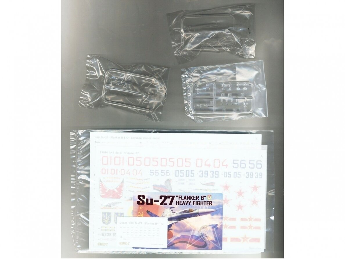 Great Wall Hobby - Su-27 Flanker B, 1/48, L4824 6