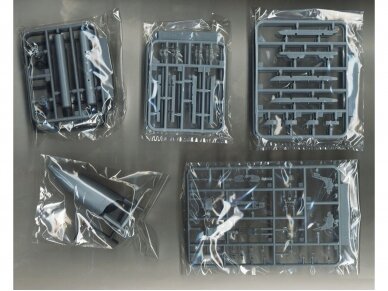 Great Wall Hobby - Su-27 Flanker B, 1/48, L4824 5 Great Wall Hobby - Su-27 Flanker B, 1/48, L4824 5