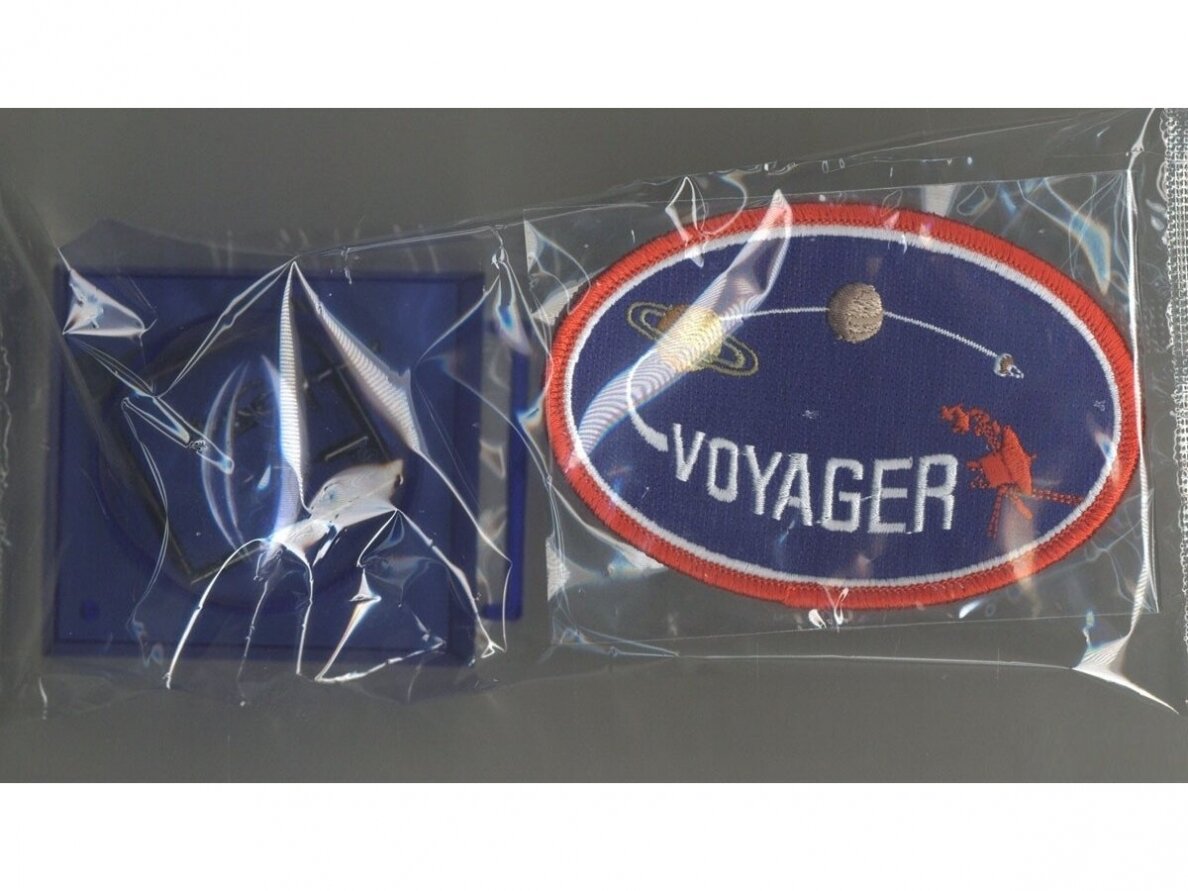 Hasegawa - Unmanned Space Probe Voyager w/Mission Emblem Patch, 1/48, 52435 6 Hasegawa - Unmanned Space Probe Voyager w/Mission Emblem Patch, 1/48, 52435 6
