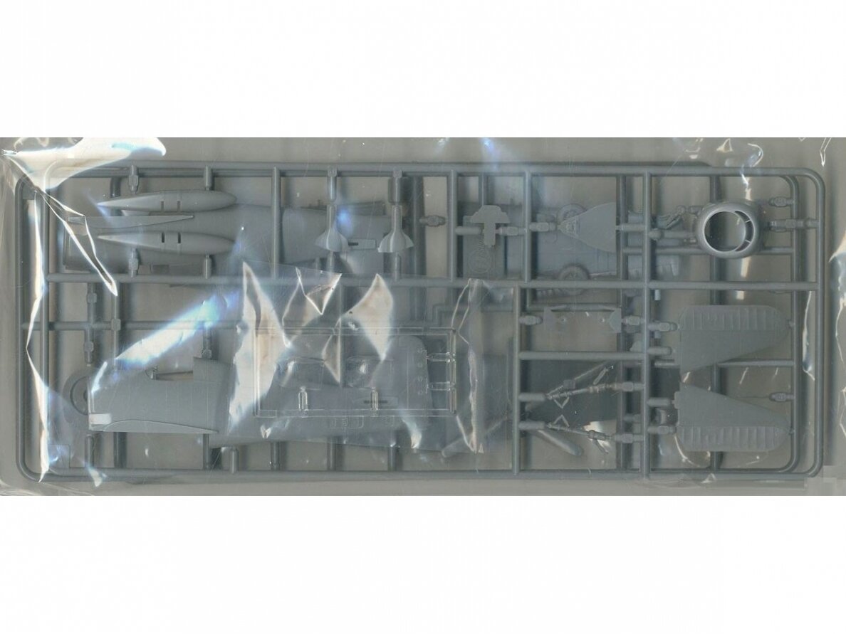 Hasegawa - F6F-3/5 Hellcat (U.S. Navy Carrier-Based Fighter), 1/72, 00241 2 Hasegawa - F6F-3/5 Hellcat (U.S. Navy Carrier-Based Fighter), 1/72, 00241 2
