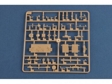 Hobbyboss - German Pz.Kpfw.III/IV auf Einheitsfahrgestell (small Turret), 1/35, 80151 7