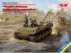 ICM - "Prost!", Between Battles on Bergepanther (WWII German Tankmen with Bergepanther), 1/35, 35343