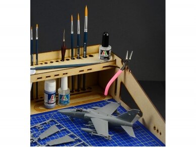 Italeri - Workstation for modelling ( töölaud), 50833 2