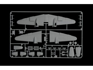 Italeri - Messerschmitt Me 410 ''Hornisse'', 1/72, 0074 1