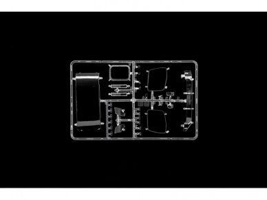 Italeri - Mercedes Benz MP4 Big Space (Middle Roof), 1/24, 3948 11