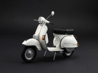 Italeri - Piaggio Vespa PX 125/150 - 1978, 1/9, 4645 2 Italeri - Piaggio Vespa PX 125/150 - 1978, 1/9, 4645 2
