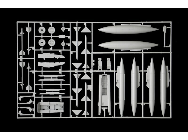 Italeri - RF-4E Phantom II, 1/48, 2818 4 Italeri - RF-4E Phantom II, 1/48, 2818 4